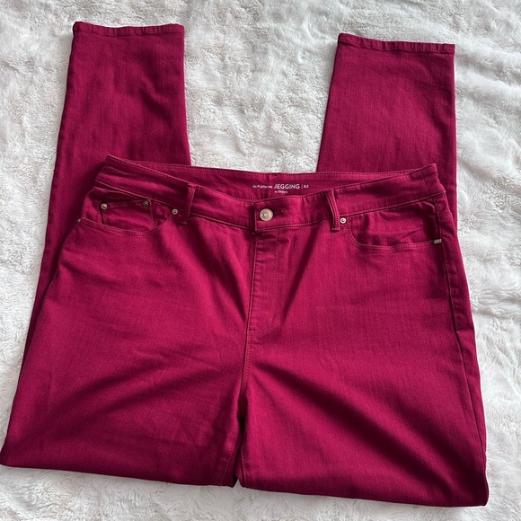 Chico’s The Platinum Jeggings - Picture 4 of 14